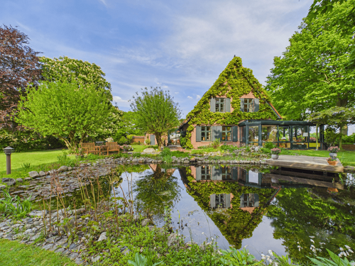 Foto - Haus zum Kaufen in Horst (Holstein) 675.000,00 € 178 m²