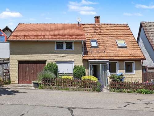 Foto - Haus zum Kaufen in Mönchweiler 120.000,00 € 110 m²