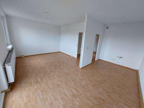 Foto - Wohnung zum Mieten in Suhl 270,53 € 54.46 m²