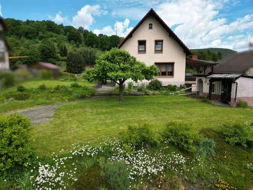 Foto - Haus zum Kaufen in Neustadt 199.500,00 € 128 m²