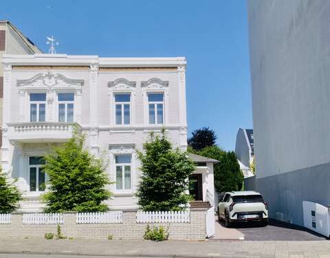 Foto - Haus zum Kaufen in Cuxhaven 550.000,00 € 176 m²