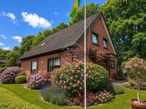 Foto - Haus zum Kaufen in Wilhelmshaven 349.000,00 € 152 m²