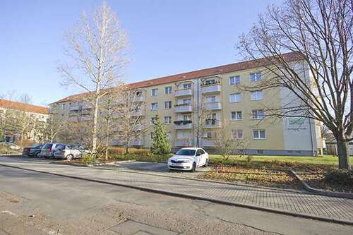 Foto - Wohnung zum Mieten in Halle (Saale) 419,00 € 58.15 m²