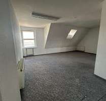 Spezialgewerbe in Berlin 20.825,00 € 833 m²