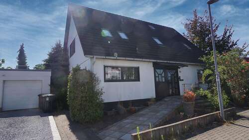 Foto - Haus zum Kaufen in Moers 370.000,00 € 176 m²