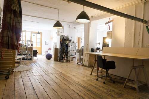 Foto - Büro in München 360,00 € 5 m² - 360,00 EUR Kaltmiete, ca.  5,00 m²