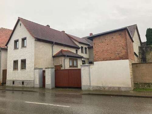 Foto - Haus zum Kaufen in Roßleben-Wiehe 120.000,00 € 140 m²