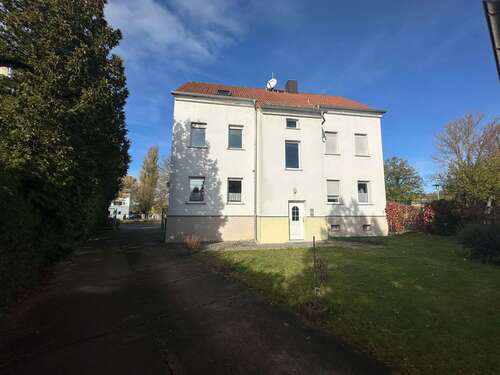 Foto - Wohnung zum Mieten in Halle 300,00 € 44.69 m²