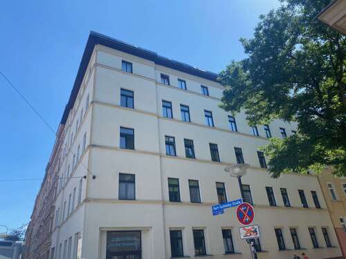 Foto - Wohnung zum Mieten in HalleSaale 2.000,00 € 150.99 m²