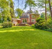 Haus zum Kaufen in Flensburg 1.200.000,00 € 322.96 m²