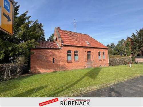 Foto - Haus zum Kaufen in Nienburg (Weser) 96.000,00 € 121 m²