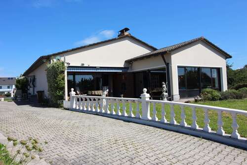 Foto - Haus zum Mieten in Hengersberg 2.000,00 € 160 m²