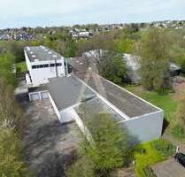 Halle in Solingen 2.100.000,00 € 3238 m²