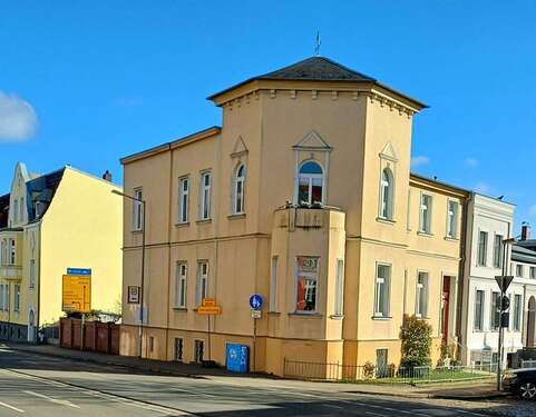 Foto - Haus zum Kaufen in Schwerin 829.000,00 € 375 m²