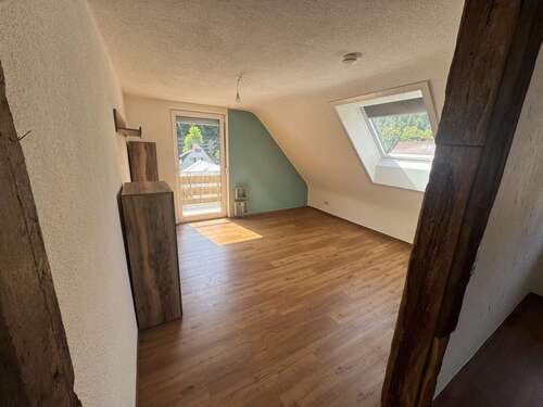 Foto - Wohnung zum Mieten in Bad Urach 800,00 € 68 m²