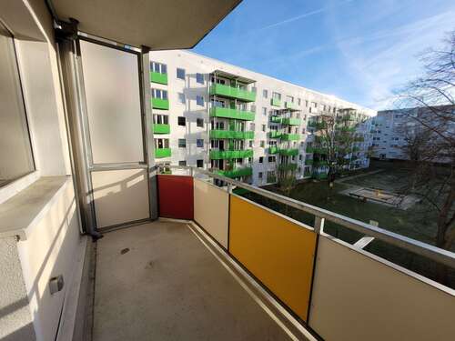 Foto - Wohnung zum Mieten in Chemnitz 350,00 € 69.15 m²