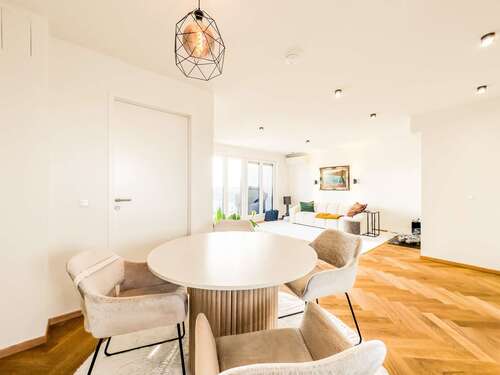 Foto - Wohnung zum Mieten in Düsseldorf 2.430,00 € 105.12 m²