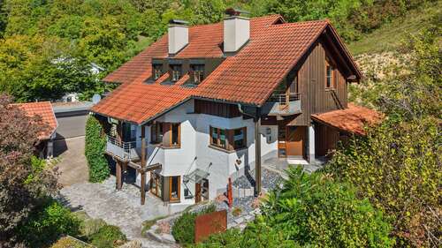 Foto - Haus zum Kaufen in Engen 669.000,00 € 215.46 m²