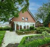 Haus zum Kaufen in Hövelhof 530.000,00 € 242 m²