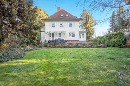 Foto - Haus zum Kaufen in Hannover 1.690.000,00 € 285.07 m²