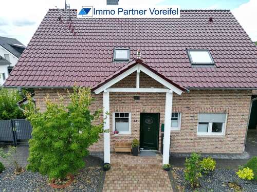 Foto - Haus zum Kaufen in Köln 1.299.000,00 € 180 m²