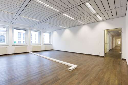 Foto - Büro in Wuppertal 6.990,00 € 687 m²