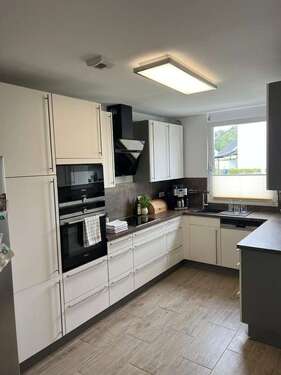 Foto - Haus zum Mieten in Schwaig bei Nürnberg 2.175,00 € 145 m²