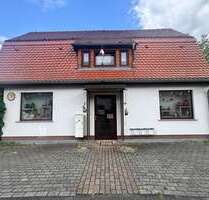 Haus zum Kaufen in Schwepnitz 199.000,00 € 180 m²