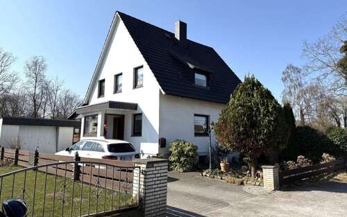 Foto - Haus zum Kaufen in Bremerhaven 349.000,00 € 199 m²