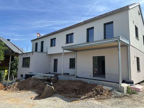 Foto - Wohnung zum Mieten in Euerdorf 970,00 € 81.13 m²
