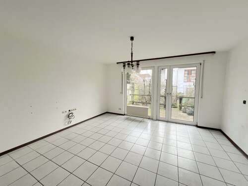 Foto - Haus zum Kaufen in Langenselbold 385.000,00 € 139 m²