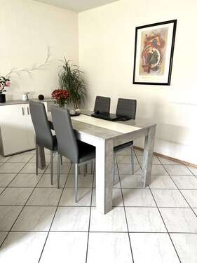 Foto - Wohnung zum Kaufen in Mehlingen 197.000,00 € 90 m²