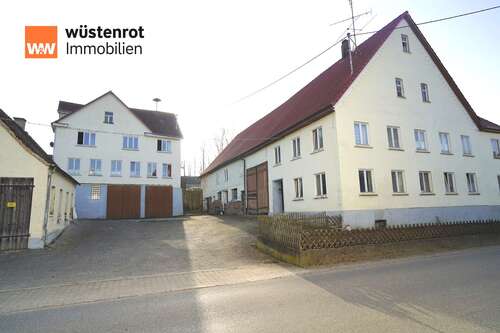 Foto - Haus zum Kaufen in Erolzheim - OT 335.000,00 € 270 m²