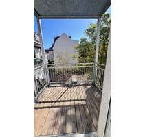 Wohnung zum Kaufen in Halle 180.000,00 € 72.84 m²