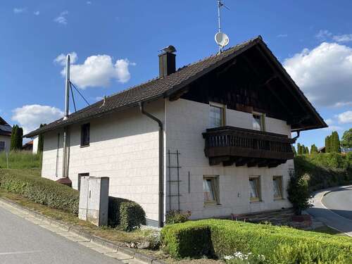 Foto - Haus zum Kaufen in Wiesenfelden 164.000,00 € 105 m²