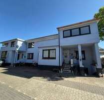 Haus zum Kaufen in Varel 349.000,00 € 275 m²