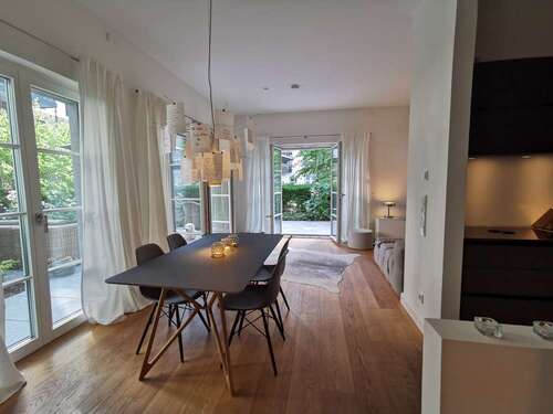 Foto - Wohnung zum Mieten in Düsseldorf 2.800,00 € 98.99 m²