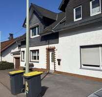 Haus zum Kaufen in Kirchhunden 79.000,00 € 80 m²