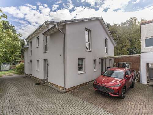 Foto - Haus zum Kaufen in Heusenstamm 859.000,00 € 312 m²