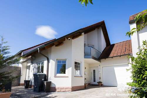 Foto - Haus zum Kaufen in Klingenberg am Main Röllfeld 449.000,00 € 97 m²