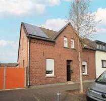 Haus zum Kaufen in Dormagen 421.000,00 € 200 m²