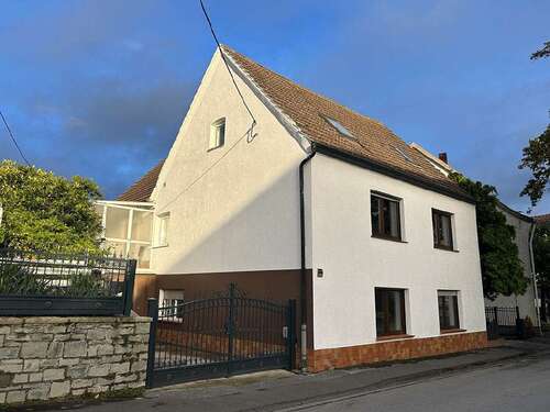 Foto - Haus zum Kaufen in Anröchte 198.000,00 € 244 m²