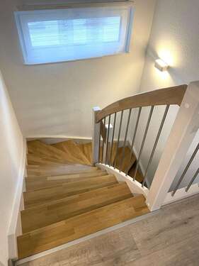 Foto - Haus zum Mieten in Ober-Mörlen 2.100,00 € 125 m²