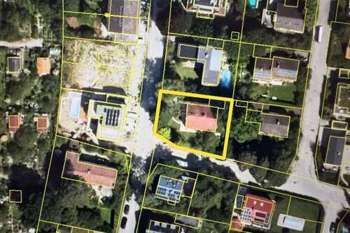 Foto - Grundstück zu verkaufen in München 3.490.000,00 € 700.15 m²