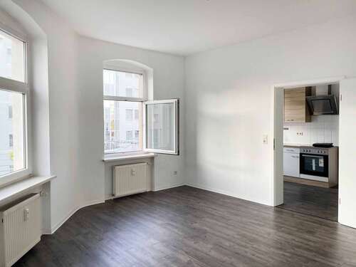 Foto - Wohnung zum Mieten in Halle 495,00 € 61.68 m²