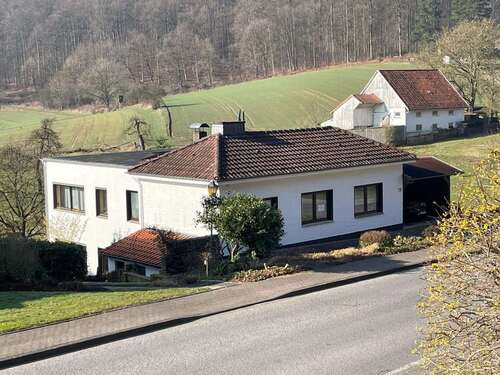 Foto - Haus zum Kaufen in Schieder-Schwalenberg 425.000,00 € 250 m²
