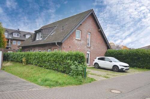 Foto - Haus zum Kaufen in Bedburg-Hau 495.000,00 € 240 m²