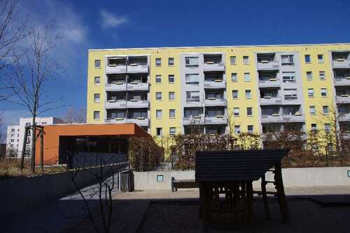 Foto - Wohnung zum Mieten in Greifswald 237,03 € 23.75 m²