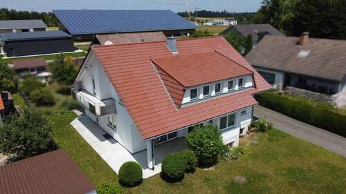 Foto - Haus zum Kaufen in Spraitbach 545.000,00 € 250 m²