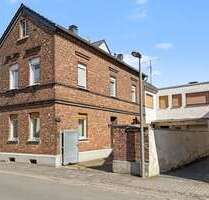 Wohnung zum Kaufen in Troisdorf 149.000,00 € 101.23 m²